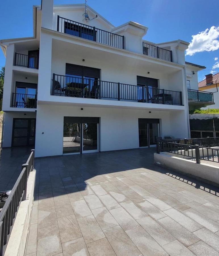 Fantasia Del Mare Apartment And Rooms Dramalj Extérieur photo